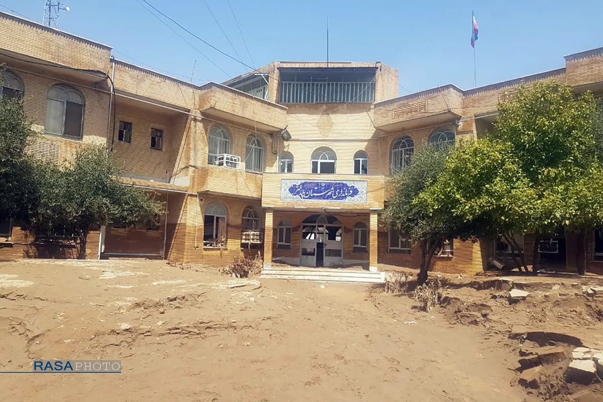 بازدید سردار سلیمانی از مناطق سیل زده
