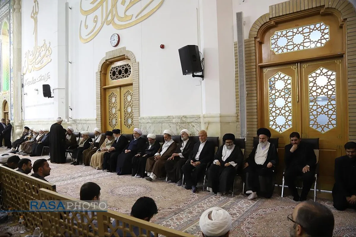 مراسم بزرگداشت شهدای خدمت در حرم حضرت معصومه (سلام&zwnj;الله&zwnj;علیها)