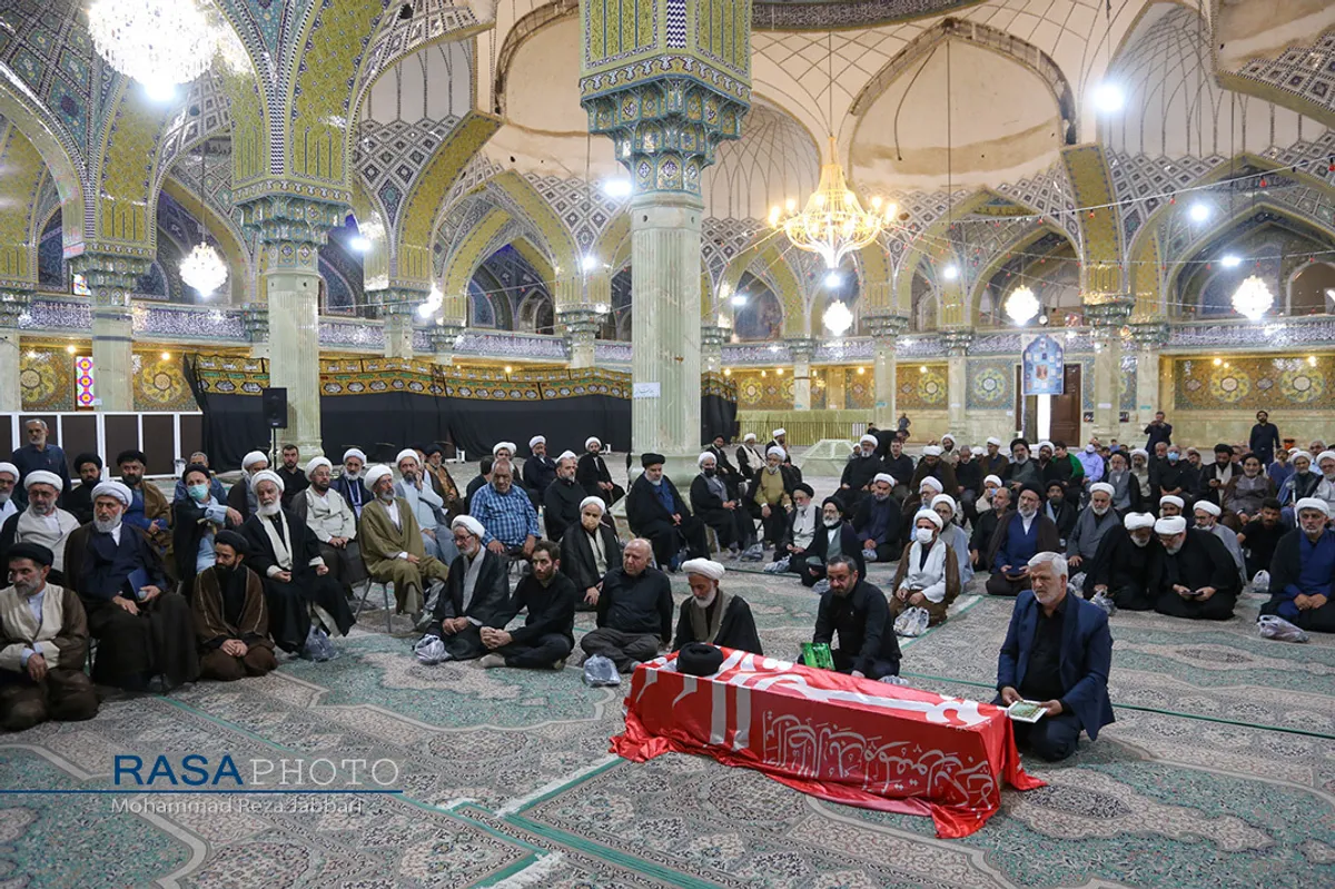 مراسم تشییع آیت الله دریاباری&lrm;&lrm;