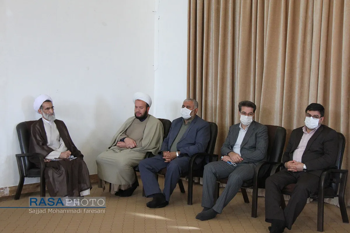 آیین تجلیل از فعالان قرارگاه مردمی مدافعان سلامت چهارمحال و بختیاری