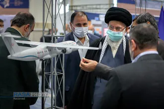 بازدید مقام معظم رهبری از نمایشگاه توانمندی&zwnj;های صنعتی