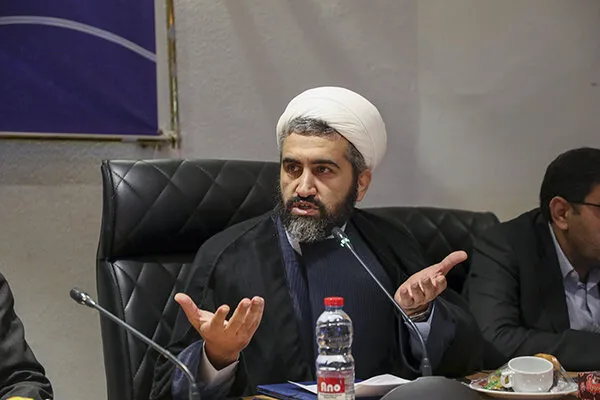 تاکید بر هم افزایی حوزه علمیه فارس و دانشگاه های استان