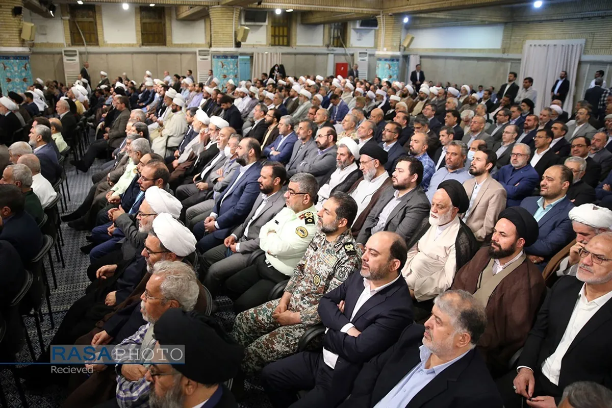 دیدار مسئولان نظام، سفرای کشور&zwnj;های اسلامی با رهبر انقلاب
