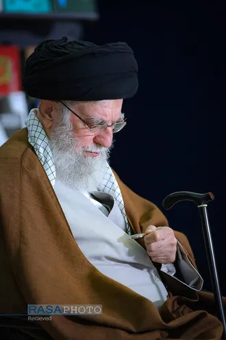 بازدید رهبر معظم انقلاب از سی و پنجمین نمایشگاه بین&zwnj;المللی کتاب تهران