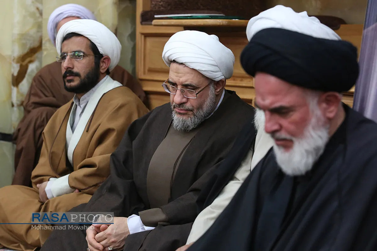 آیت الله محسن اراکی | با حضور مراجع تقلید ، رئیس مجمع تشخیص مصلحت نظام ، علما و مردم قم مراسم ترحیم آیت الله مومن