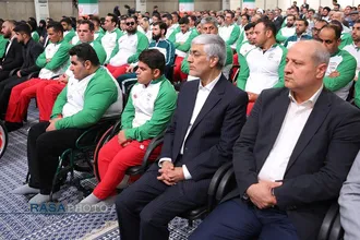 دیدار اعضای کاروان&zwnj;های اعزامی ایران به بازی&zwnj;های المپیک و پارالمپیک ۲۰۲۴ با رهبر انقلاب
