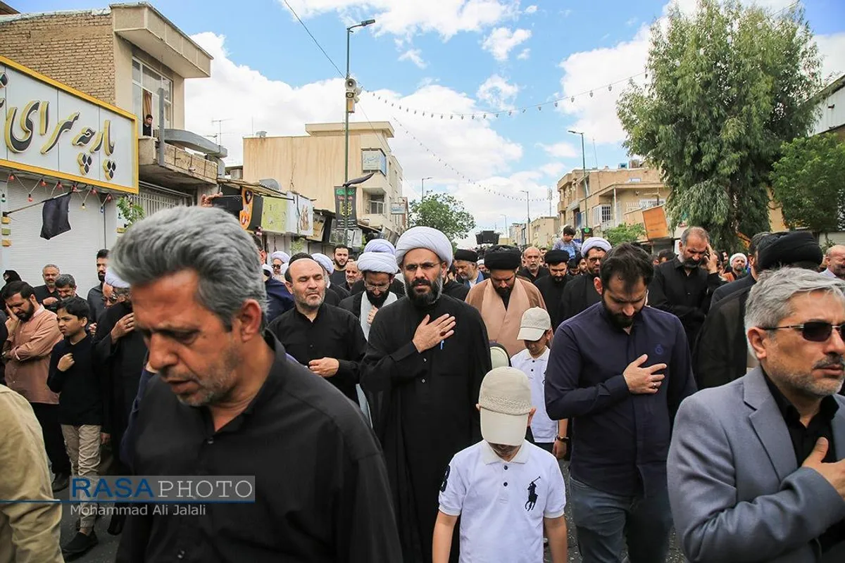 دسته عزاداری روز شهادت حضرت امام صادق (ع) با حضور حضرت آیت الله وحید خراسانی