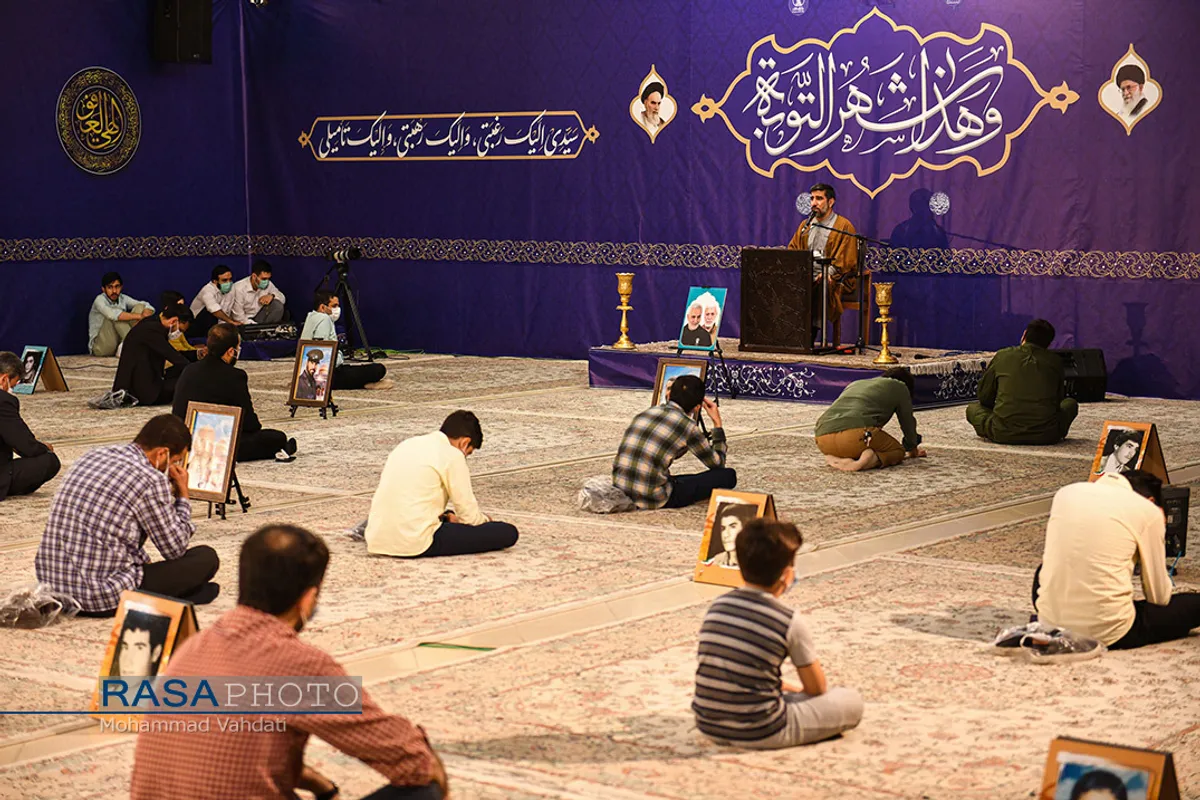مراسم مناجات عارفانه شبانگاهی هر شب در ساعت 23/30 با مداحی حاج مهدی سلحشور در شبستان حضرت نجمه خاتون برگزار می شود. 