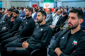 دیدار قهرمانان ورزشی و مدال&zwnj;آوران بازی&zwnj;های آسیایی و پارا آسیایی بار هبر انقلاب