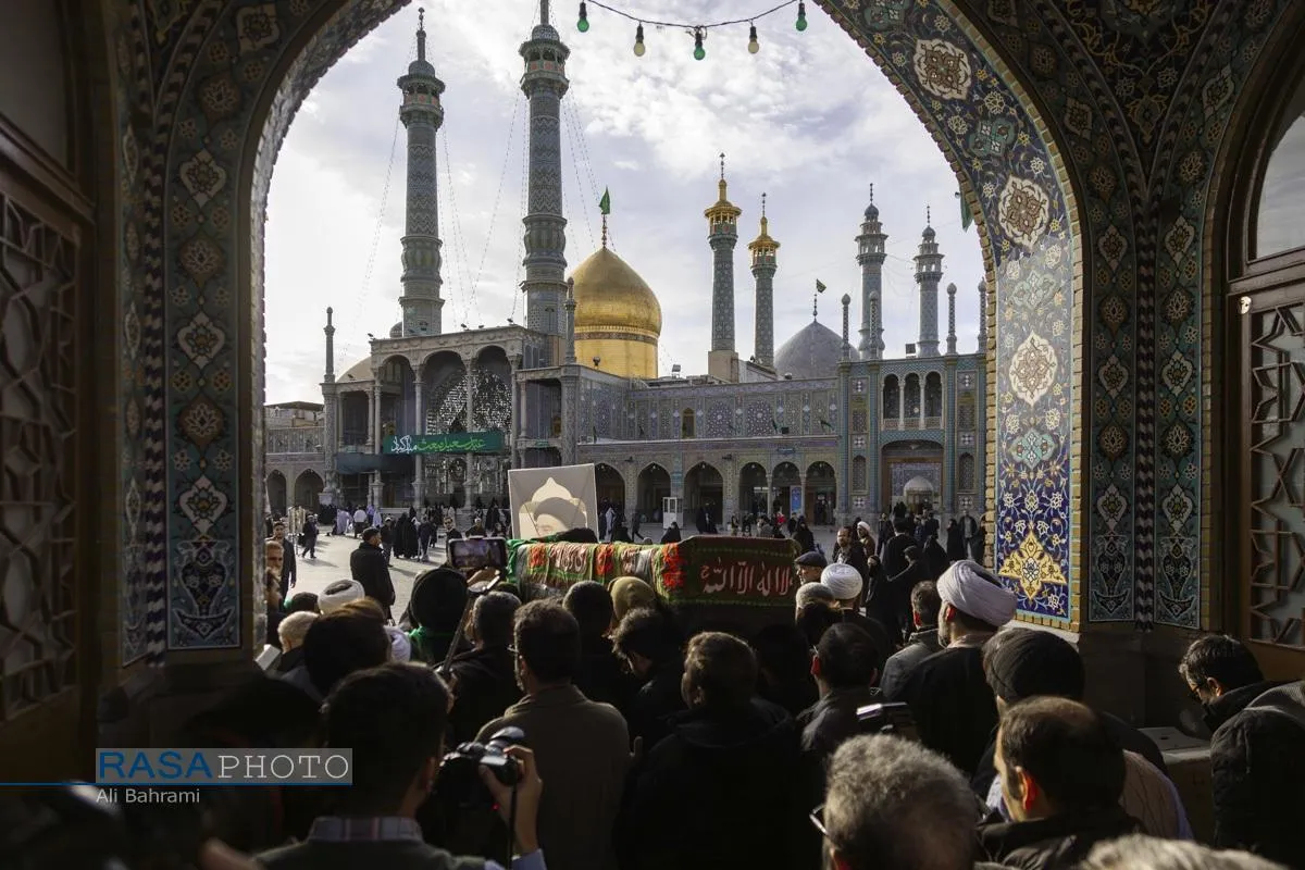 تشییع پیکر آیت الله سیدهادی حسینی سیستانی برادر حضرت آیت&zwnj;الله سید علی سیستانی