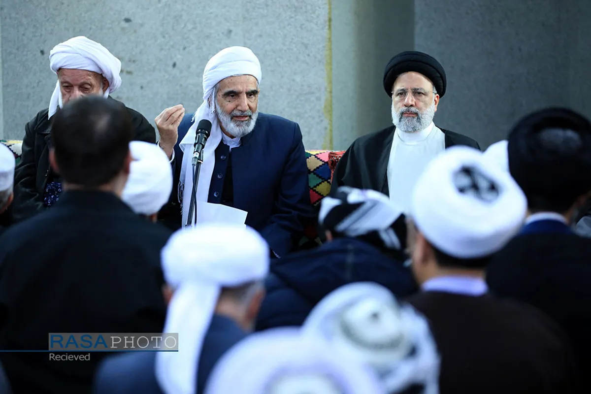 دیدار رئیس جمهور با علمای اهل سنت و شیعه در کردستان