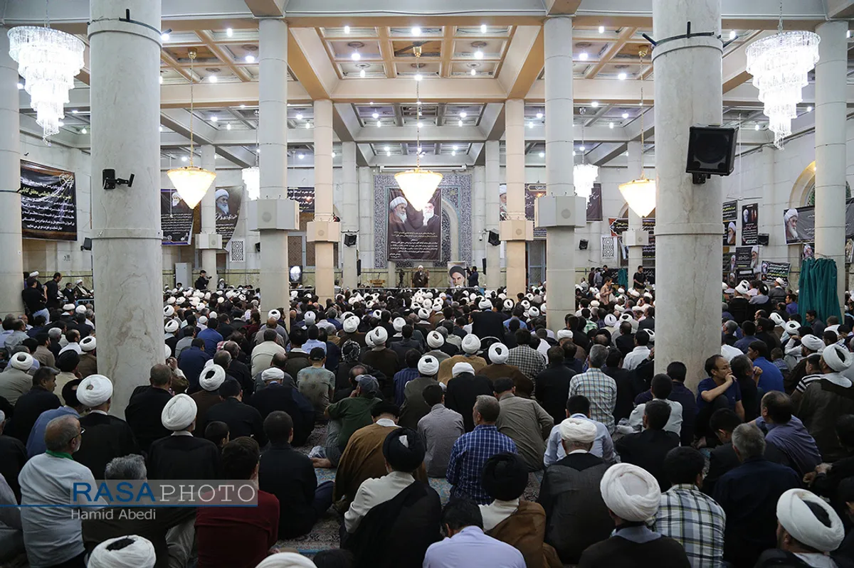 مراسم ختم آیت الله محقق کابلی از سوی رهبر انقلاب