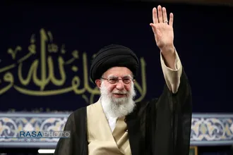 هزاران نفر از مردم شریف استان&zwnj;های &laquo;سیستان و بلوچستان&raquo; و &laquo;خراسان جنوبی&raquo; با حضور در حسینیه امام خمینی با رهبر انقلاب اسلامی دیدار کردند.
