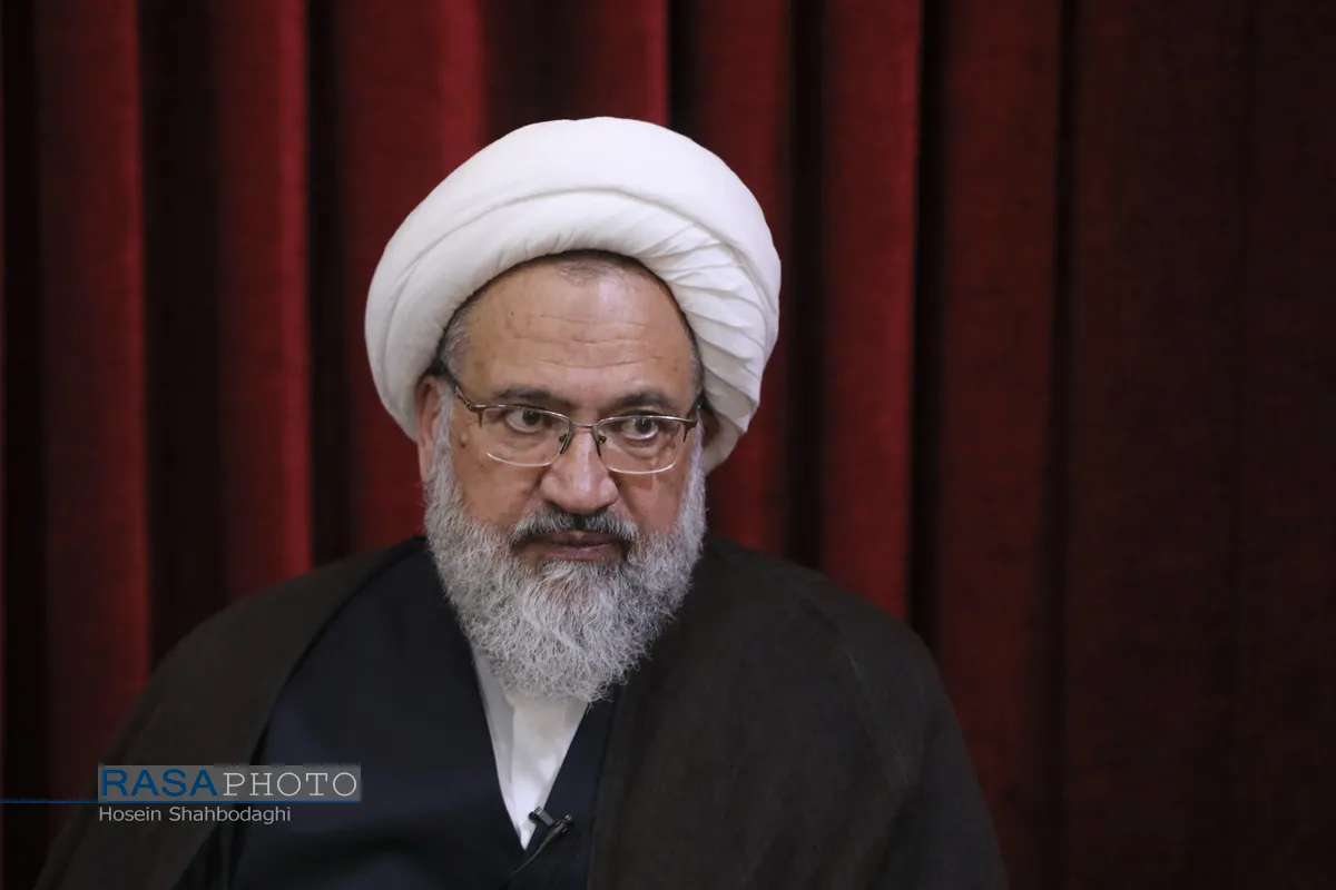 رونمایی کتاب &laquo;بررسی فقهی معصومین در بازی&zwnj;های رایانه&zwnj;ای و متاورس&raquo; اثر حجت الاسلام والمسلمین نهاوندی