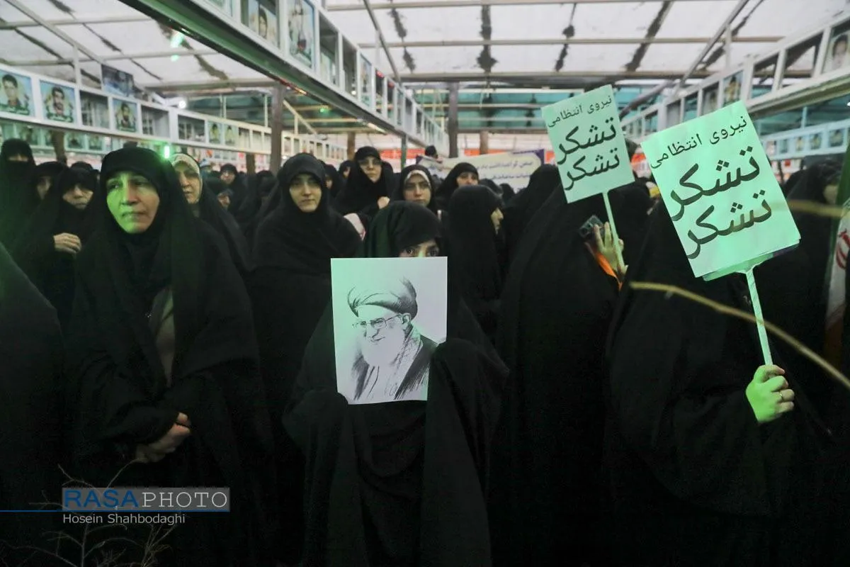 قیام مردم قم علیه اغتشاشگران