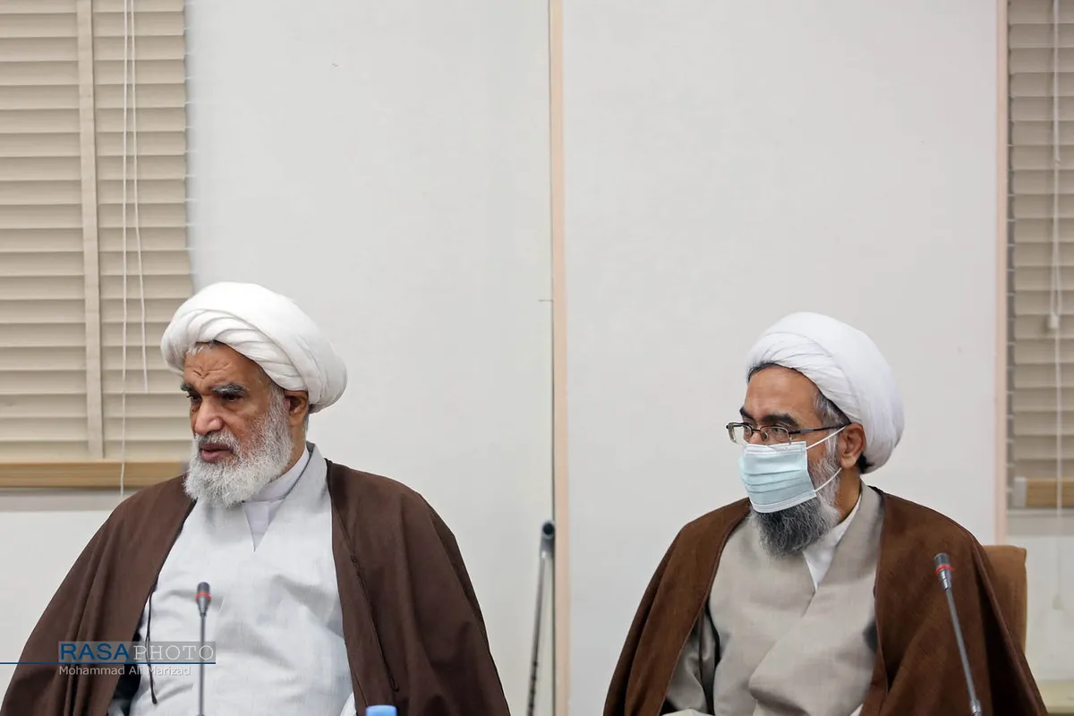 حضور وزیر امورخارجه در جلسه جامعه مدرسین