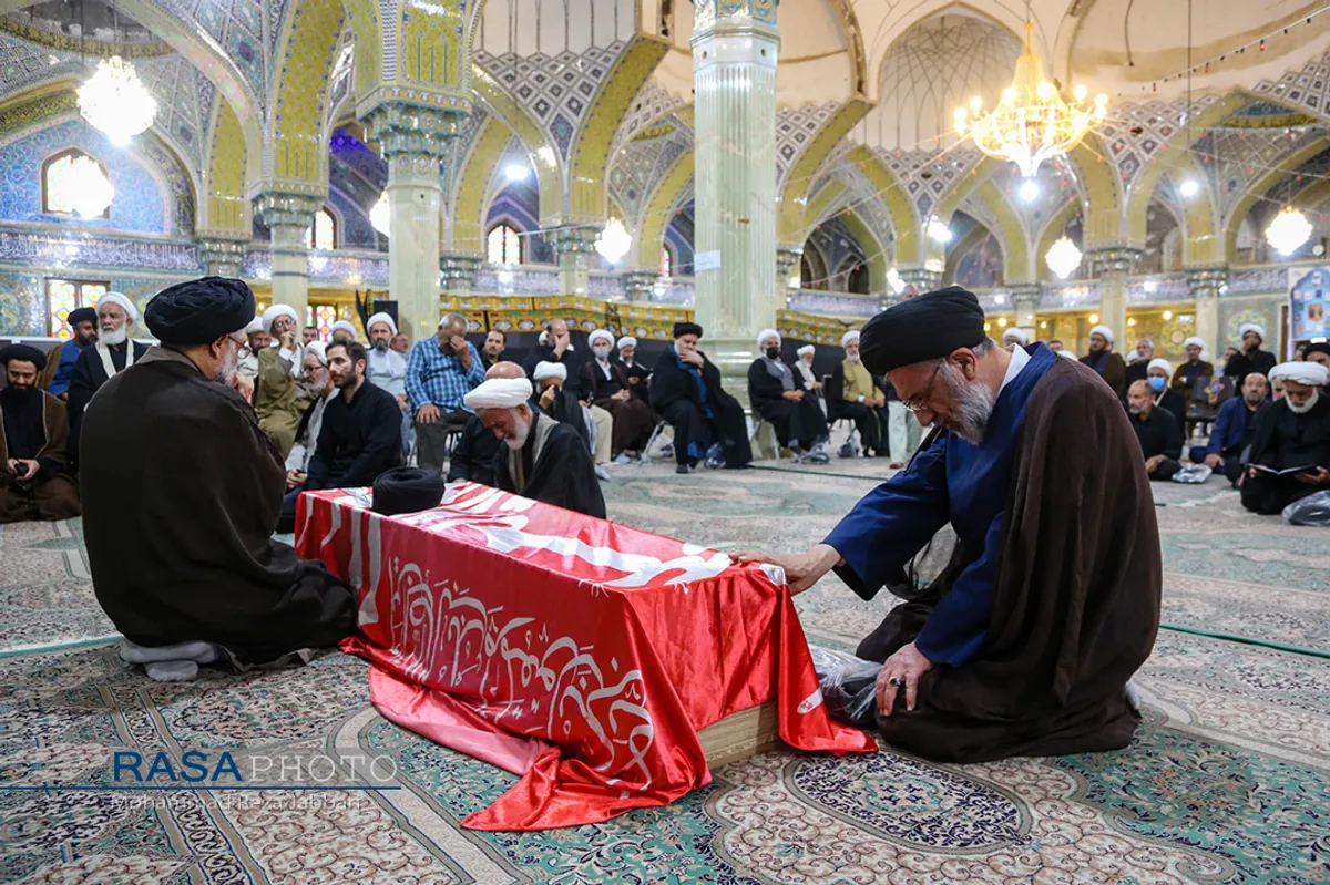 مراسم تشییع آیت الله دریاباری&lrm;&lrm;
