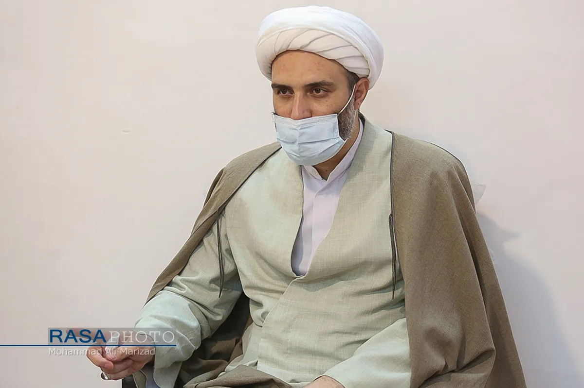 رونمایی از سایت و مجله علمی مدرسه فقهی شمس الشموس (ع)
