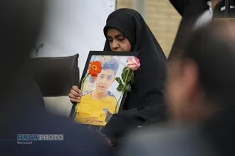 نشست خبری خانواده&zwnj;های معظم شهدای دانش&zwnj;آموزان مدرسه شجره طیبه میناب،