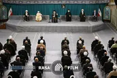 دیدار مسئولان نظام و میهمانان کنفرانس وحدت اسلامى‌ با رهبر معظم انقلاب