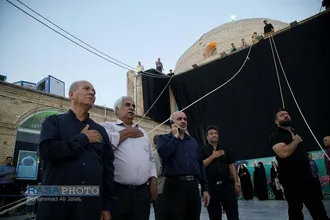 اهتزاز خیمه عزای حضرت ابا&zwnj;عبد&zwnj;الله&zwnj;الحسین (علیه السلام) در حرم امام زاده موسی مبقع قم در آستانه محرم