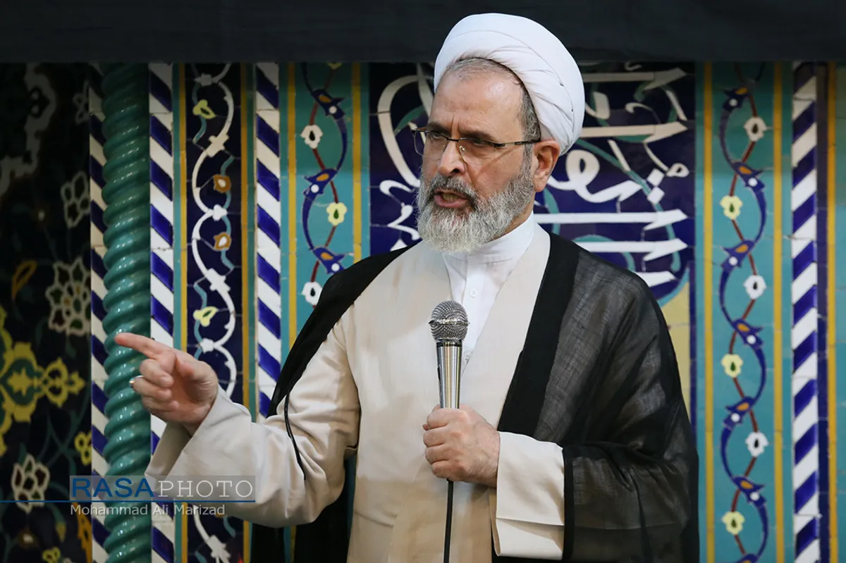 آیین رونمایی از نرم افزار چند رسانه ای خانواده با حضور آیت الله اعرافی