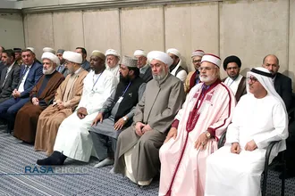 دیدار مسئولان نظام، سفرای کشور&zwnj;های اسلامی با رهبر انقلاب