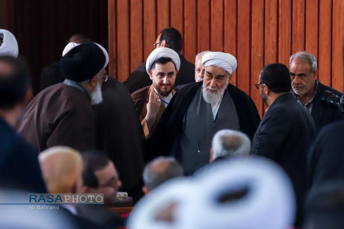 رونمایی از تفسیر تسنیم آیت&zwnj;الله جوادی آملی