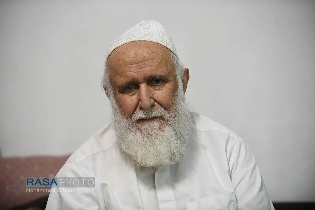 عیادت جمعی از مسئولان و اساتید حوزه با آیت الله دریاباری