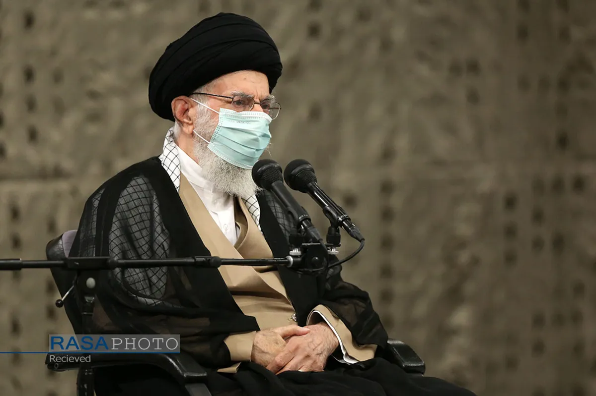 دیدار جمعی از پیشکسوتان و فرماندهان دفاع مقدس با فرمانده کل قوا