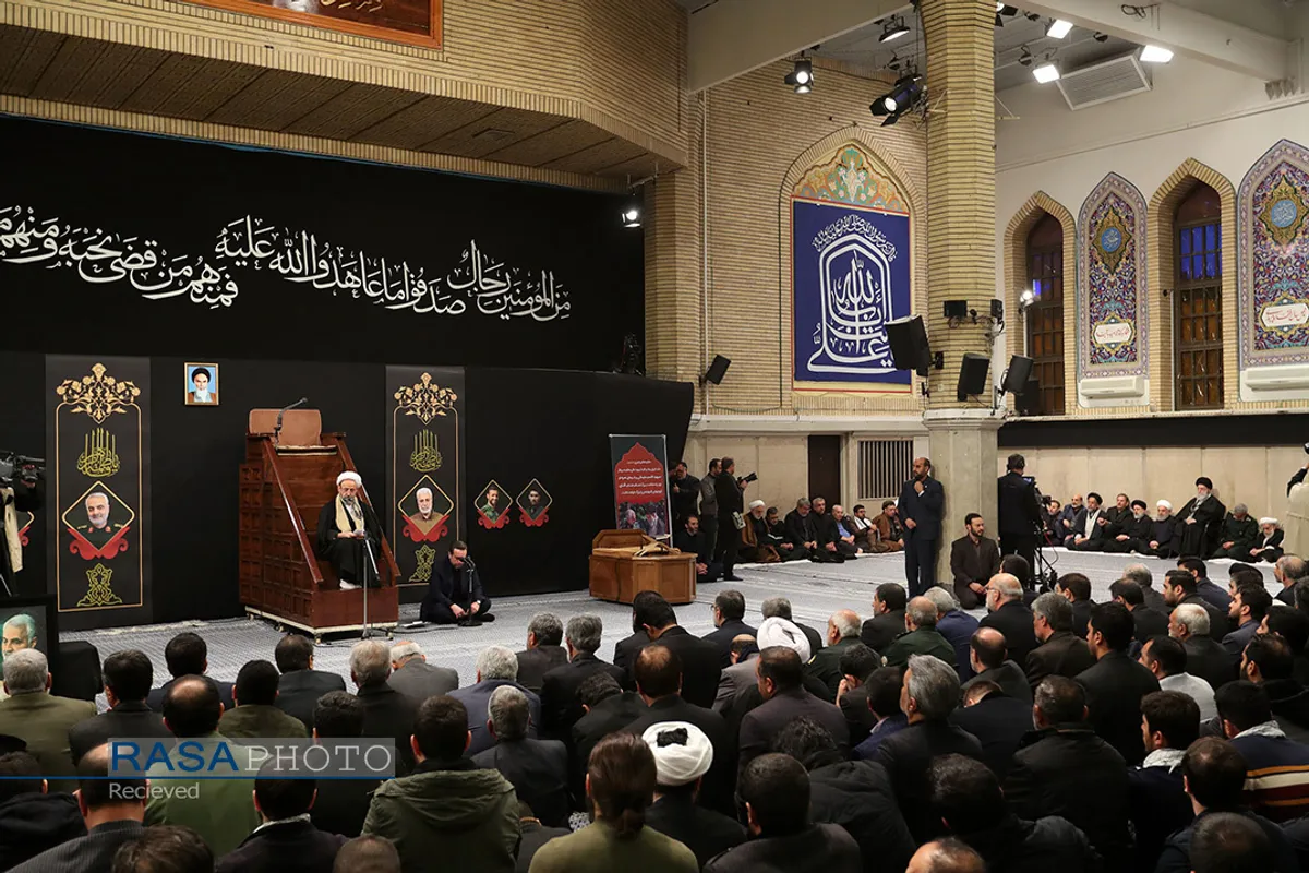 بزرگداشت شهید سپهبد قاسم سلیمانی و یاران مجاهدش در حسینیه امام خمینی (ره)