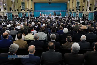 دیدار مسئولان نظام و سفرای کشور&zwnj;های اسلامی با مقام معظم رهبری