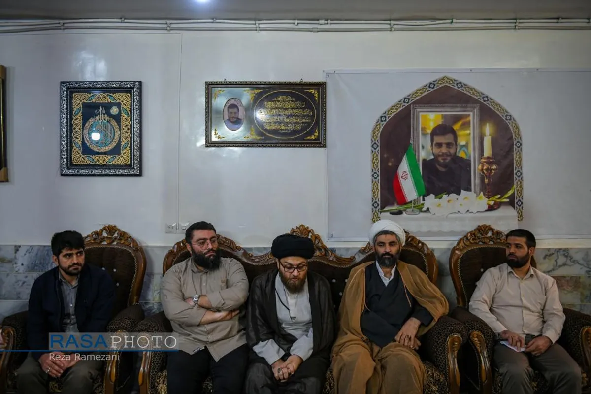 دیدار مدیر عامل و اعضای خبرگزاری رسا با خانواده طلبه شهید حسن مختارزاده