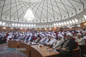 اولین اجلاسیه سراسری ایمان و&zwnj;امید امام خمینی (ره) در اندیشه امام خامنه&zwnj;ای