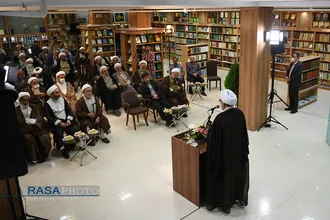 آیین رونمایی از کتاب&zwnj;های موسسات علمی و پژوهشی آستان قدس رضوی