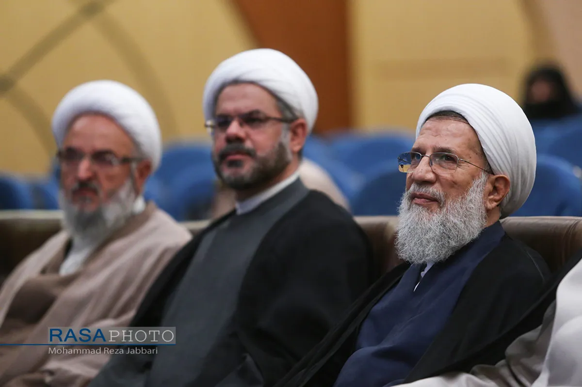 همایش نقش مبلغان در دفاع مقدس&lrm;&lrm;