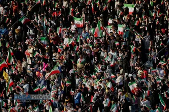 اجتماع عظیم "سلام فرمانده" در ورزشگاه ۱۰۰ هزار نفری آزادی