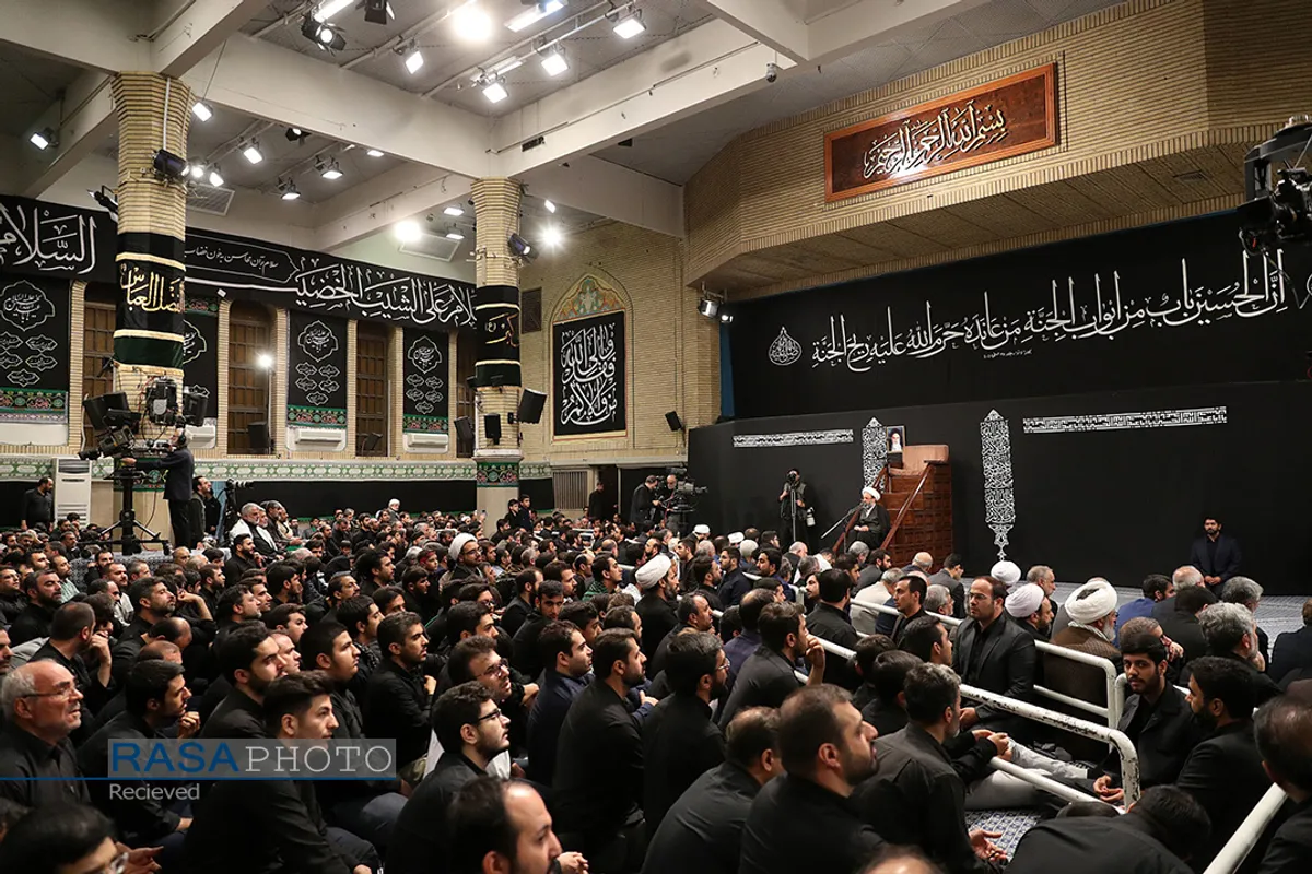 دومین شب مراسم عزاداری حضرت اباعبدالله الحسین (علیه&zwnj;السلام) با حضور رهبر انقلاب