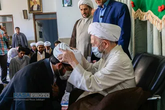 جشن عمامه&zwnj;گذاری طلاب توسط حضرت آیت الله سبحانی