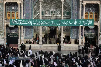 اقامه نماز عید سعید فطر در حرم کریمه اهل&zwnj;بیت (ع)