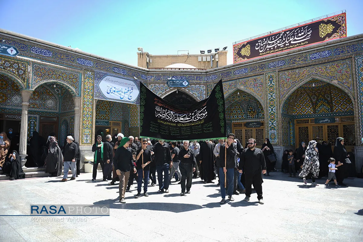 عزاداری روز شهادت حضرت امام جعفر صادق (ع) و تشییع پیکر شهید دفاع مقدس در قم
