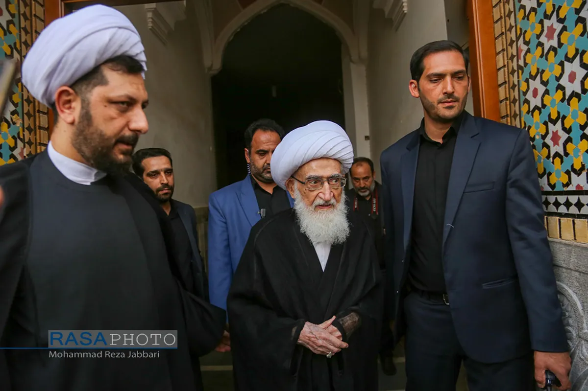 مراسم تشییع آیت الله دریاباری&lrm;&lrm;