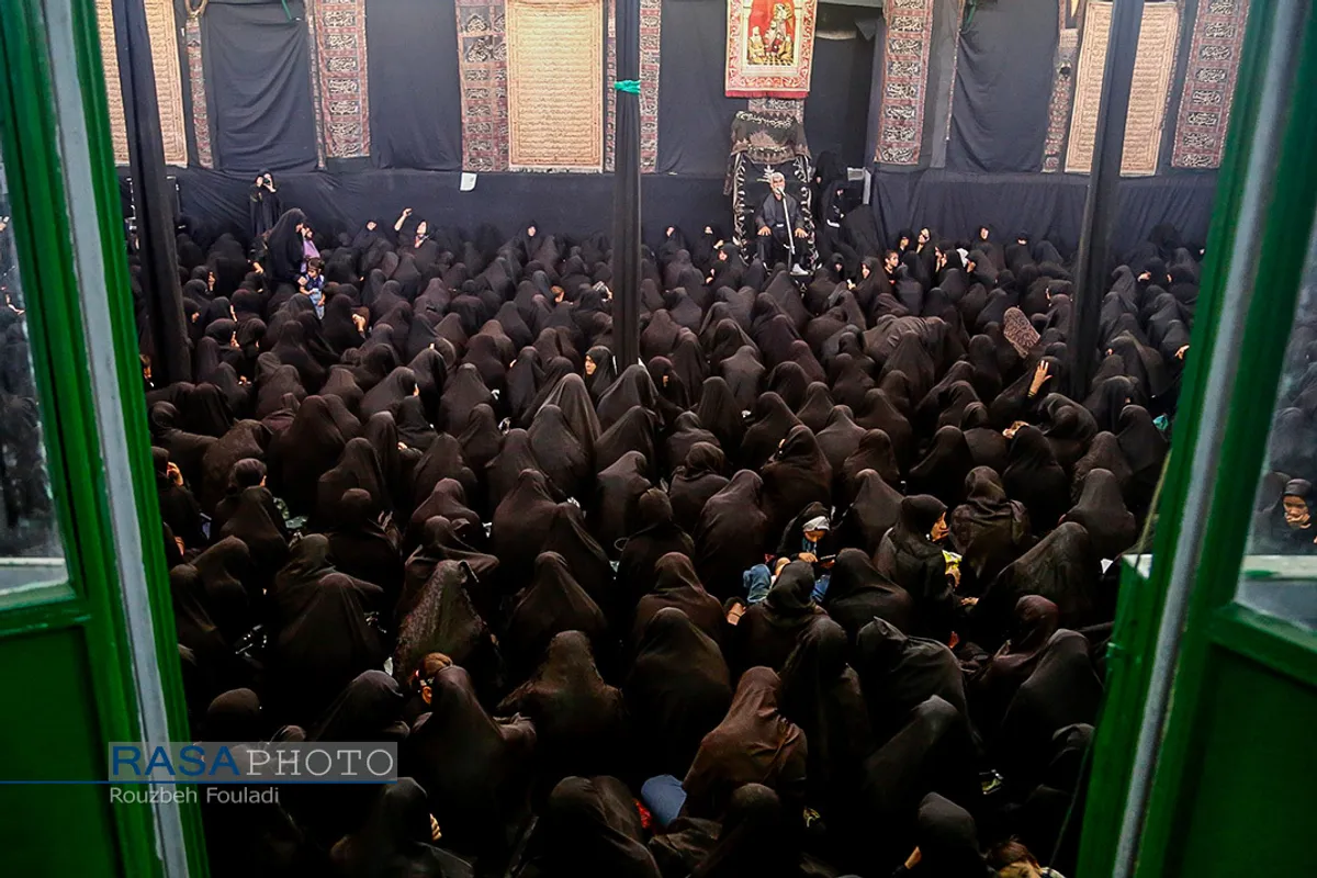 عزاداری حضرت اباعبد الله الحسین (علیه السلام) در حسینیه سادات اخوی