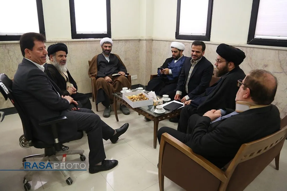 دیدار حجت الاسلام محمدمهدی محققی مدیرعامل رسا با حجت الاسلام سید ابوالحسن حسن&zwnj;زاده نماینده مردم خوزستان در مجلس خبرگان رهبری