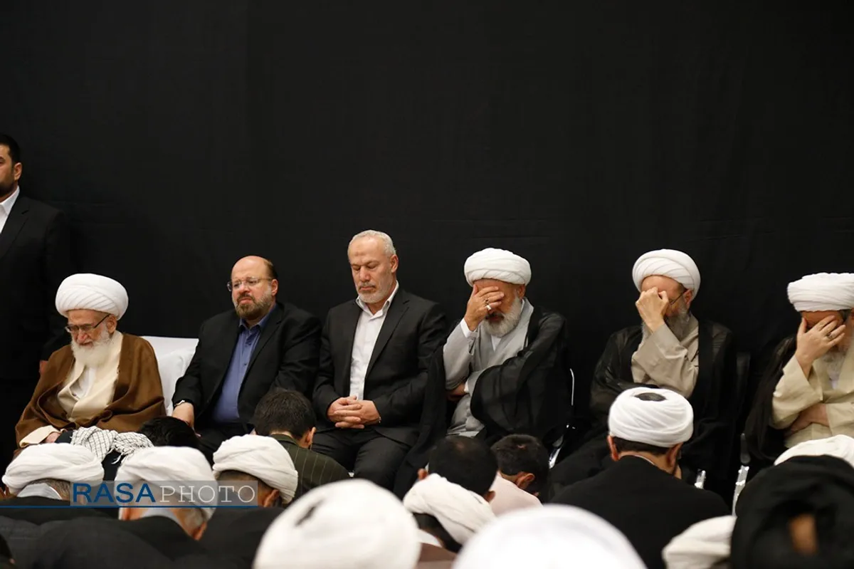 بزرگداشت شهدای غزه و اعلام حمایت از ملت فلسطین در دفتر حضرت آیت&zwnj;الله نوری همدانی