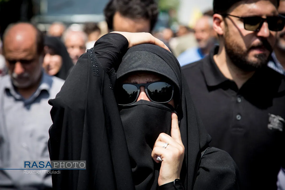 مراسم تشییع پیکر مطهر ۱۵۰ شهید دفاع مقدس در تهران&lrm;