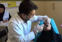 ارائه خدمات تیم‌های سلامت شبکه بهداشت و درمان شهرستان کوهرنگ در مناطق محروم و عشایری