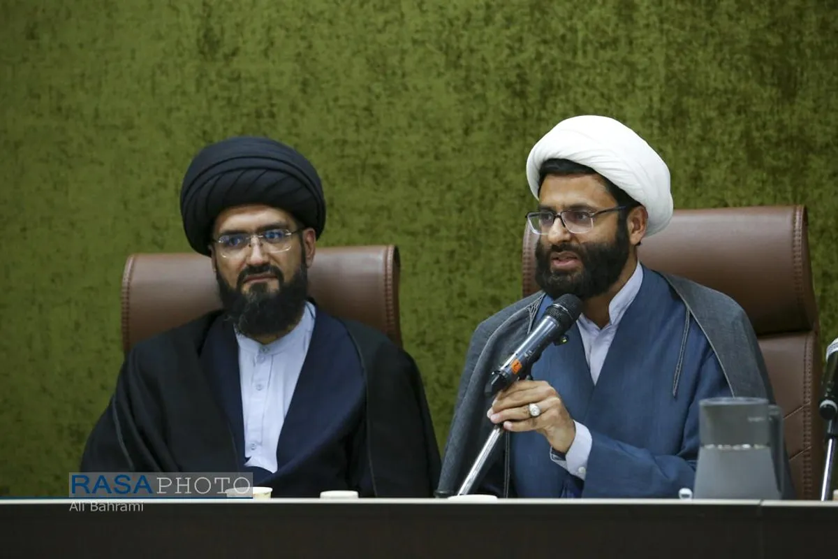 نشست هم&zwnj;اندیشی به مناسبت پیام آیت&zwnj;الله&zwnj;العظمی خامنه&zwnj;ای به همایش صدسالگی حوزه و روز جهانی ارتباطات
