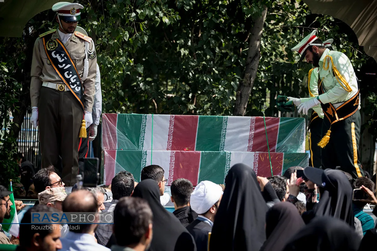مراسم تشییع پیکر مطهر ۱۵۰ شهید دفاع مقدس در تهران&lrm;