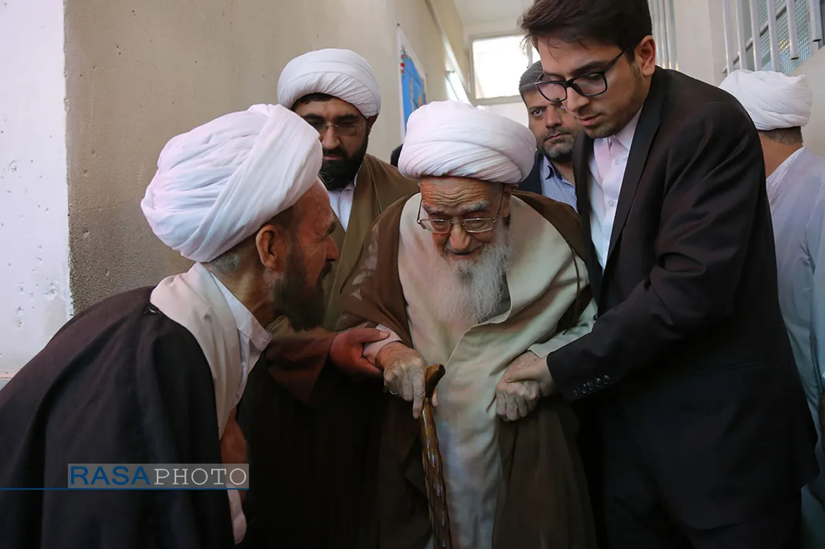 مرحوم آیت الله العظمی صافی گلپایگانی